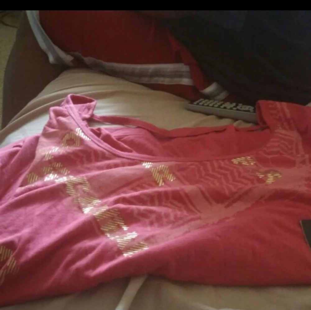 Rocawear pink long sleeve top.